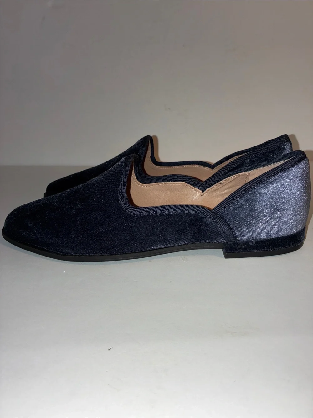 Chelsea & Violet, Women’s 8,  Blue Velvet Slip-On Loafers